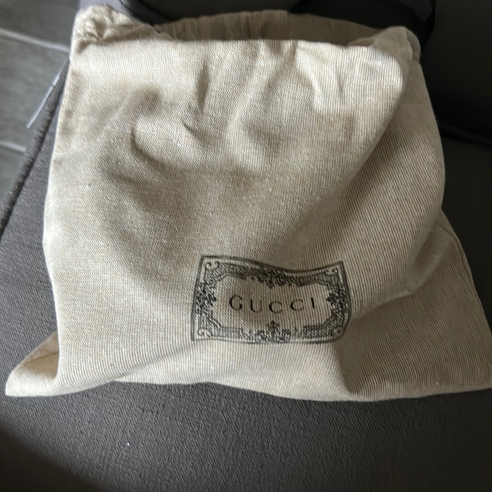 Gucci belt size 80 brand new comes w dust bag grey gg monogram